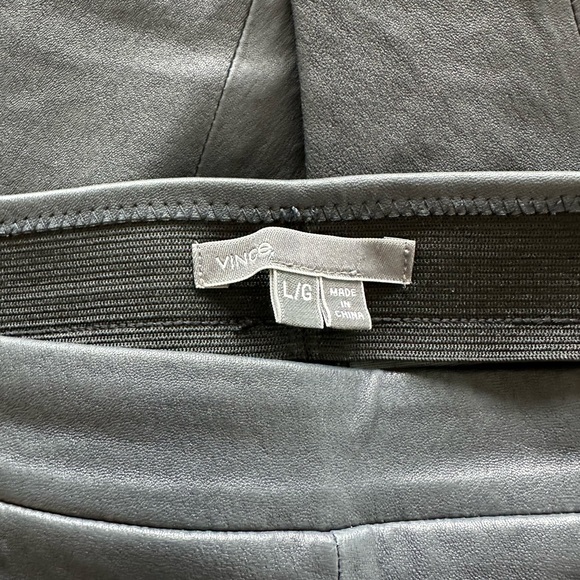 Vince 💯 % Leather Leggings in Dark Navy Blue - Picture 12 of 12